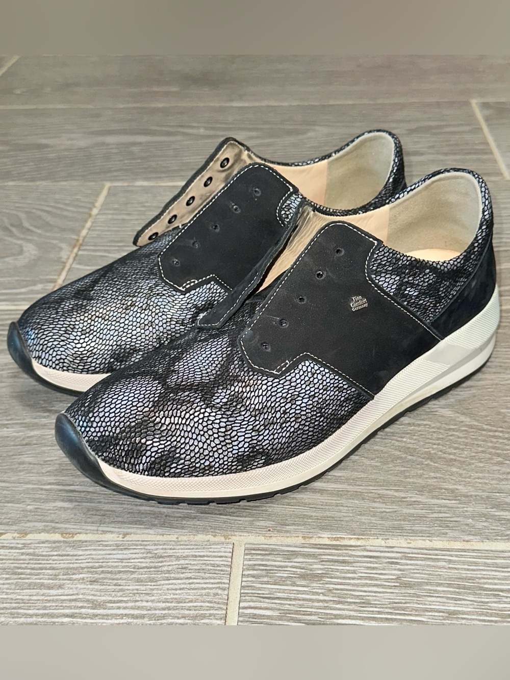 Finn Comfort Caino Suede Leather Black Stretch Snake Walking Women's 7.5 Shoes